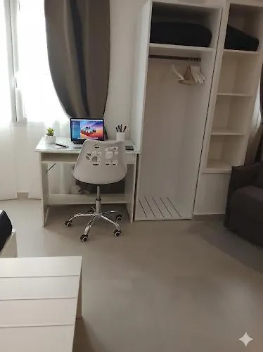 Di Vaio's Colli Aminei 아파트 *